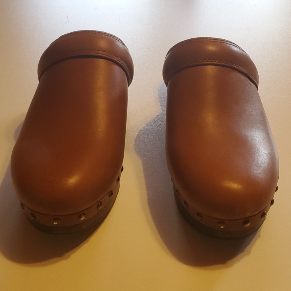 Madewell Cecily Clog in Oiled leather